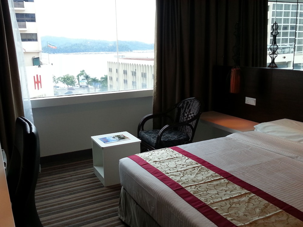 Hotel Capital 4/51