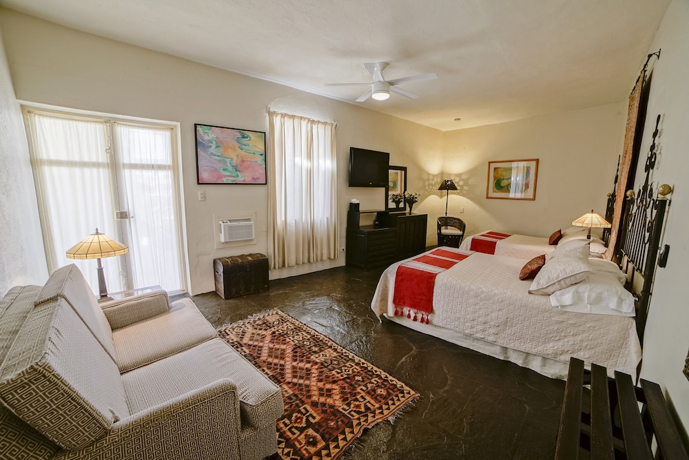 Bellavista, 2 Double Beds