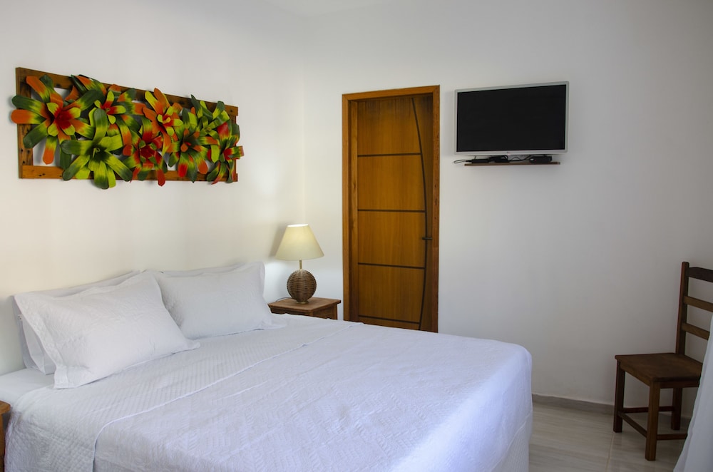 ROOM, DOUBLE BED
