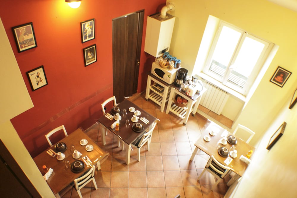 Sixtythree Guesthouse 35/40