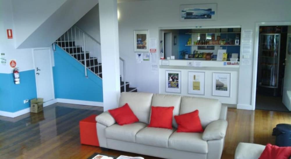 Waterfront Lodge Motel 45/70