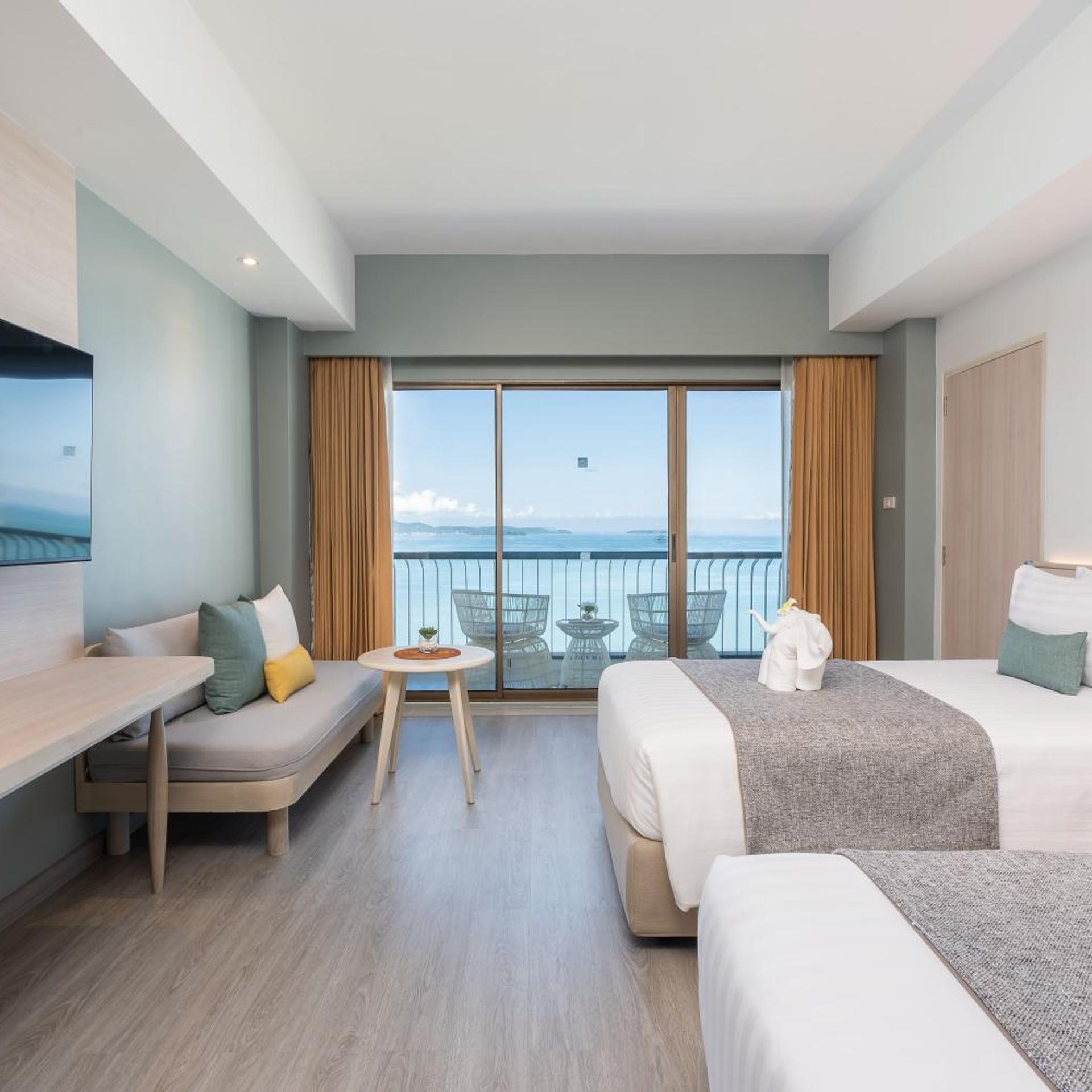 Deluxe, Ocean View
