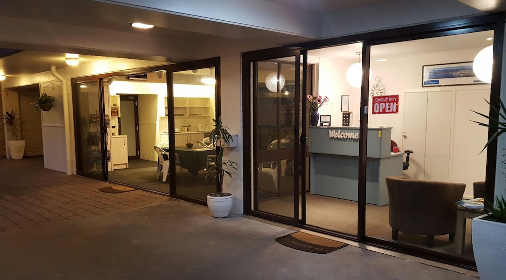 Port Stephens Motor Lodge 28/45