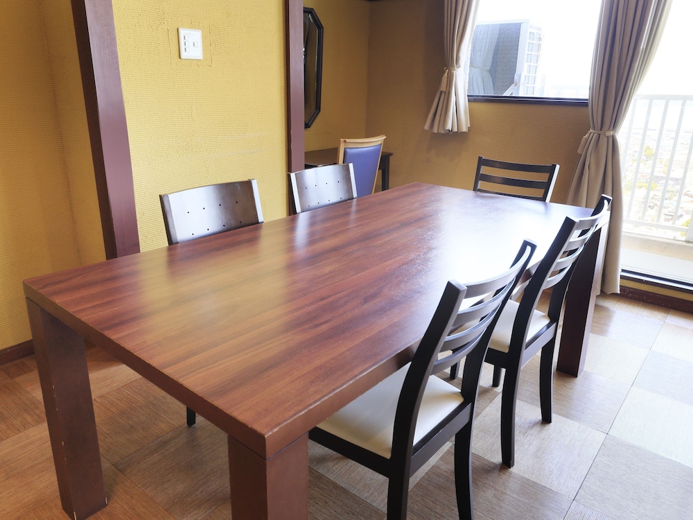 Katsuura Hilltop Hotel & Residence 42/50