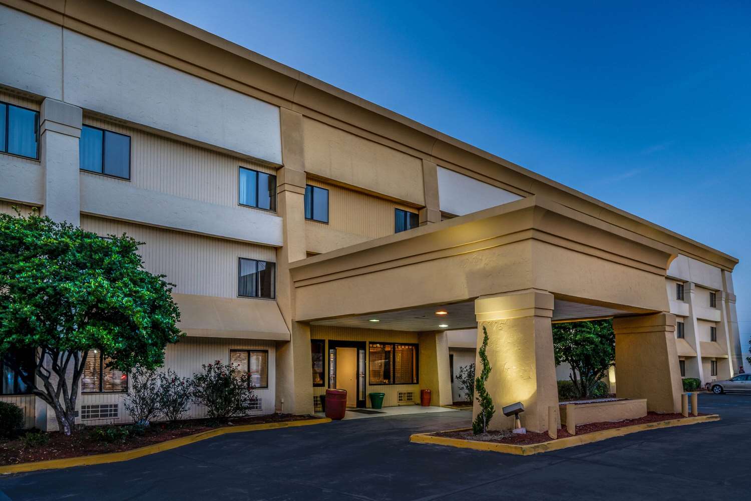 Baymont by Wyndham Meridian 32/34