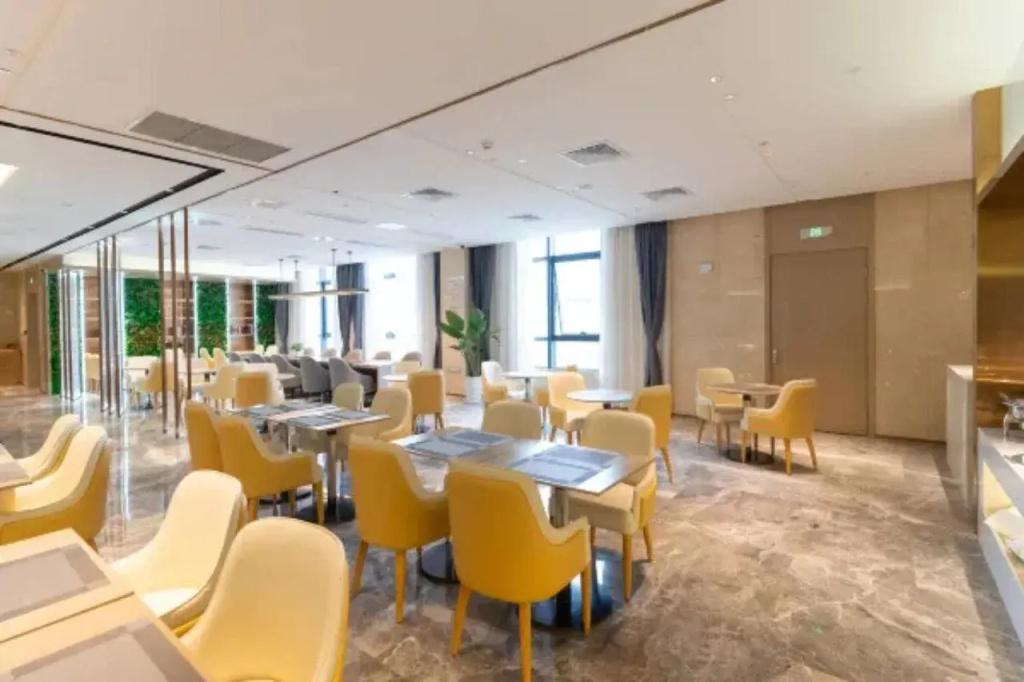 Lavande Hotel Suzhou Luzhi Ancient Town 24/27