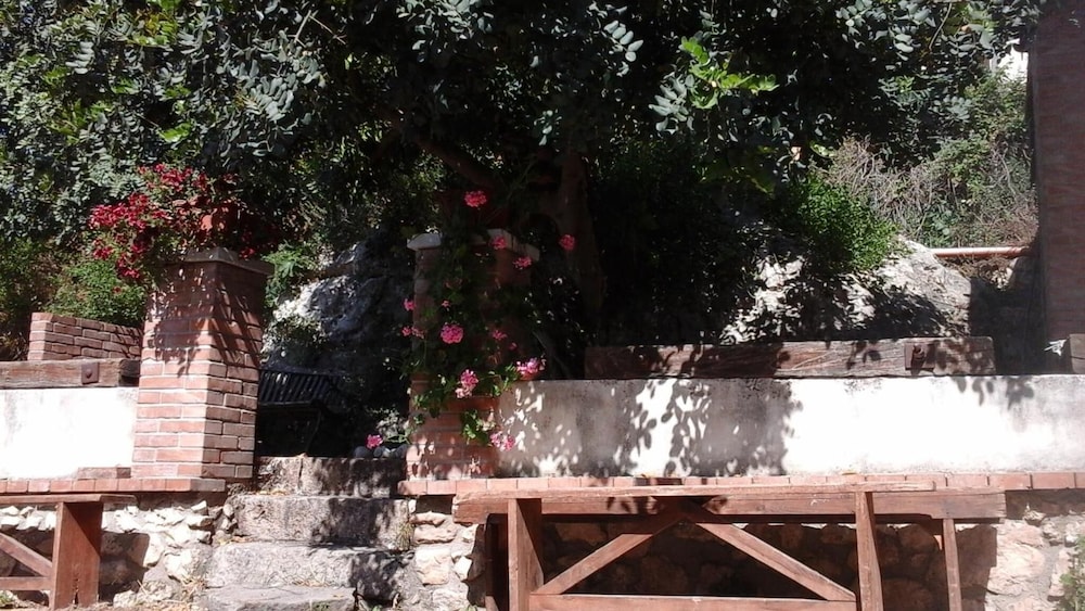 B&B La Ginestra 10/50