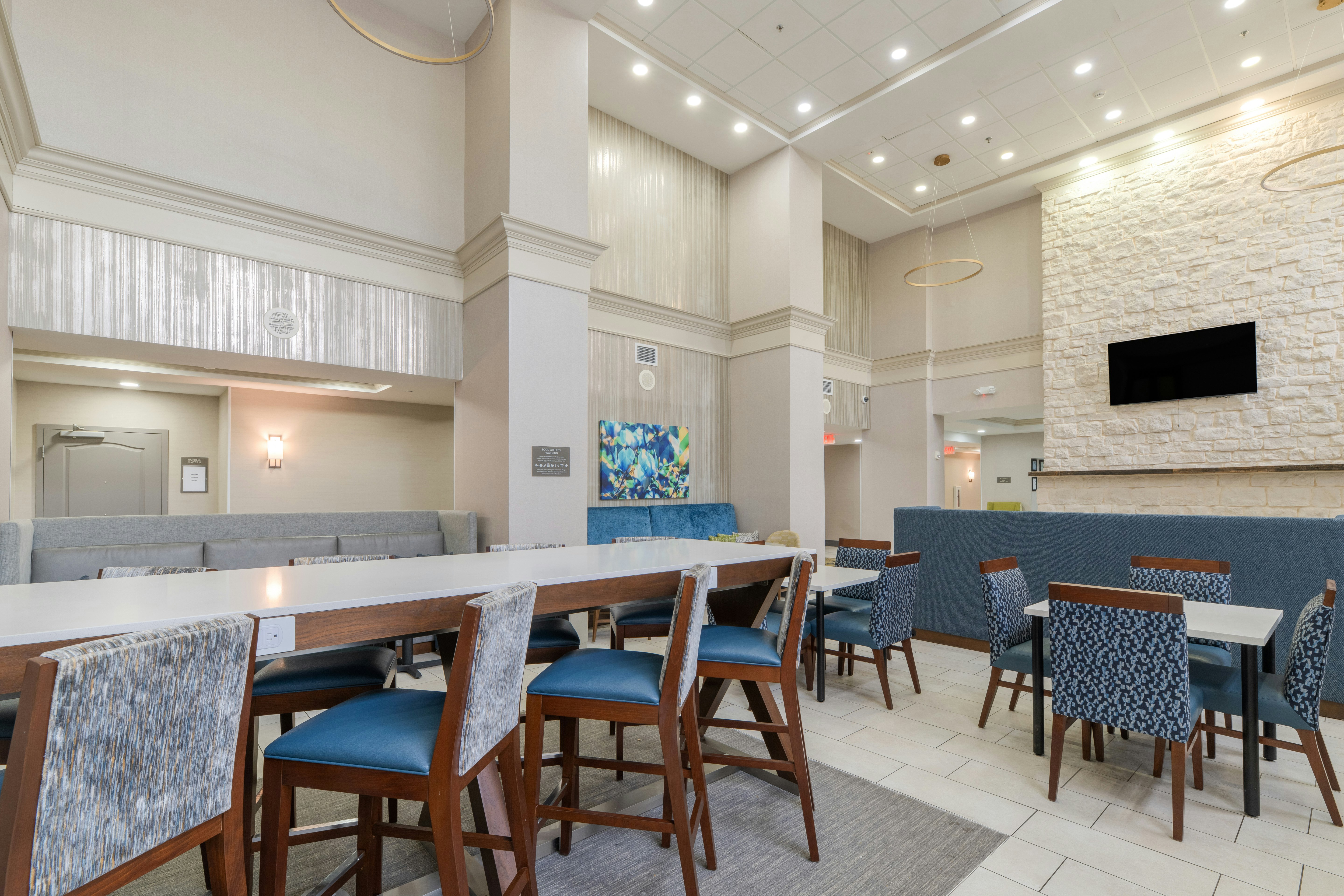 Hampton Inn Suites Florence Downtown 23/30