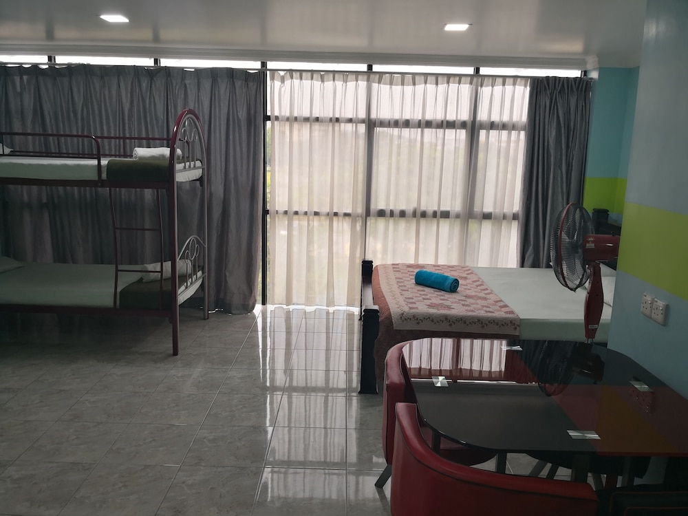 Kristal Inn Hotel 31/55