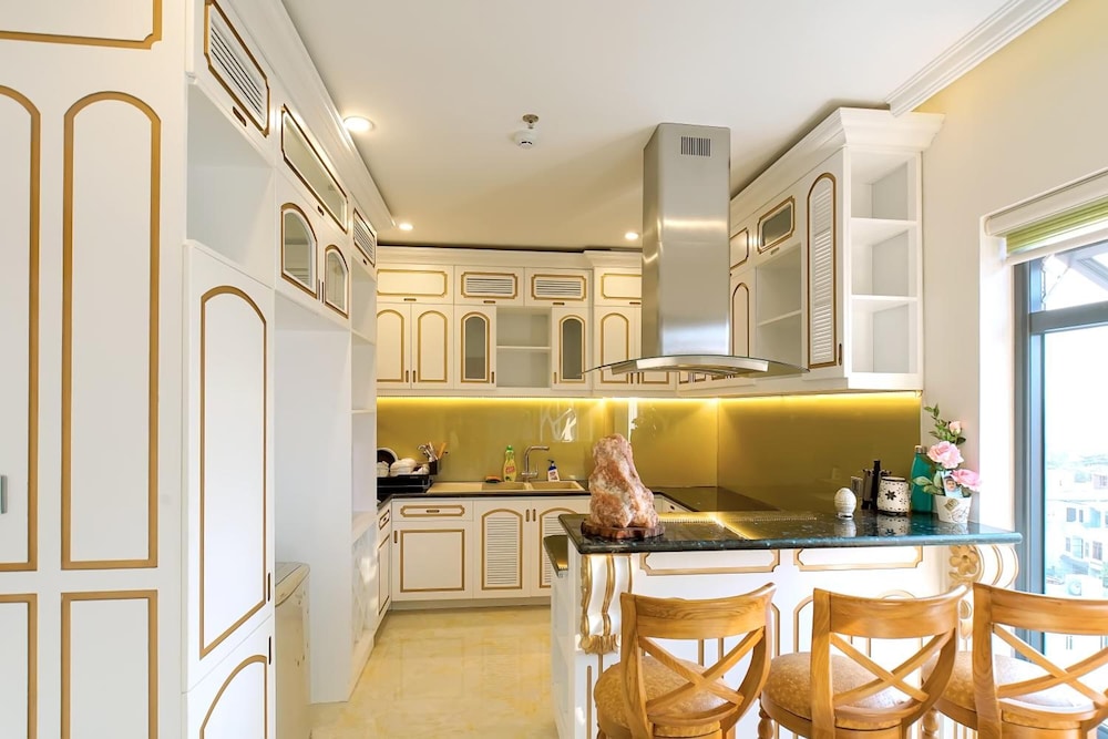 Rung Huong Apartment 6/50