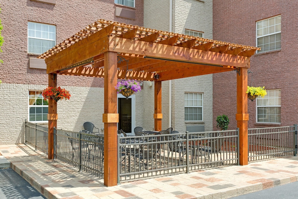Hawthorn Extended Stay by Wyndham Cincinnati/Sharonville 3/24