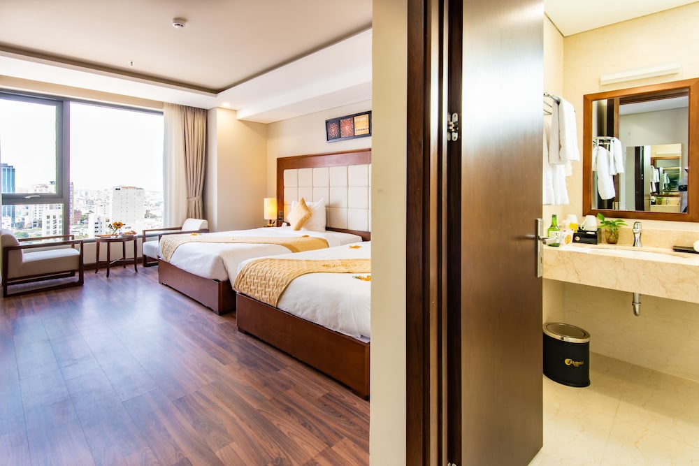 Grand Sea Hotel 34/74