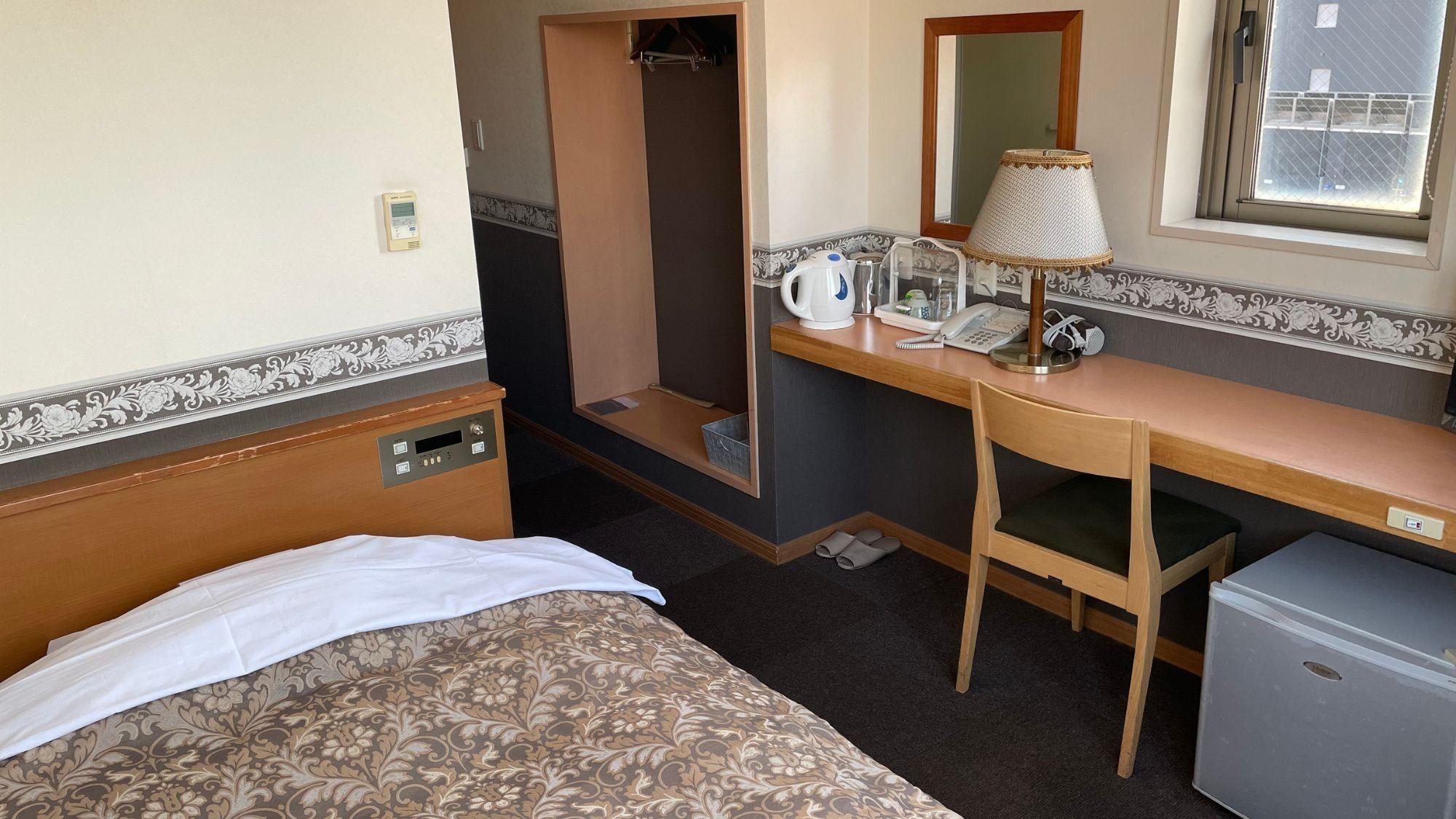 Room, Double Bed