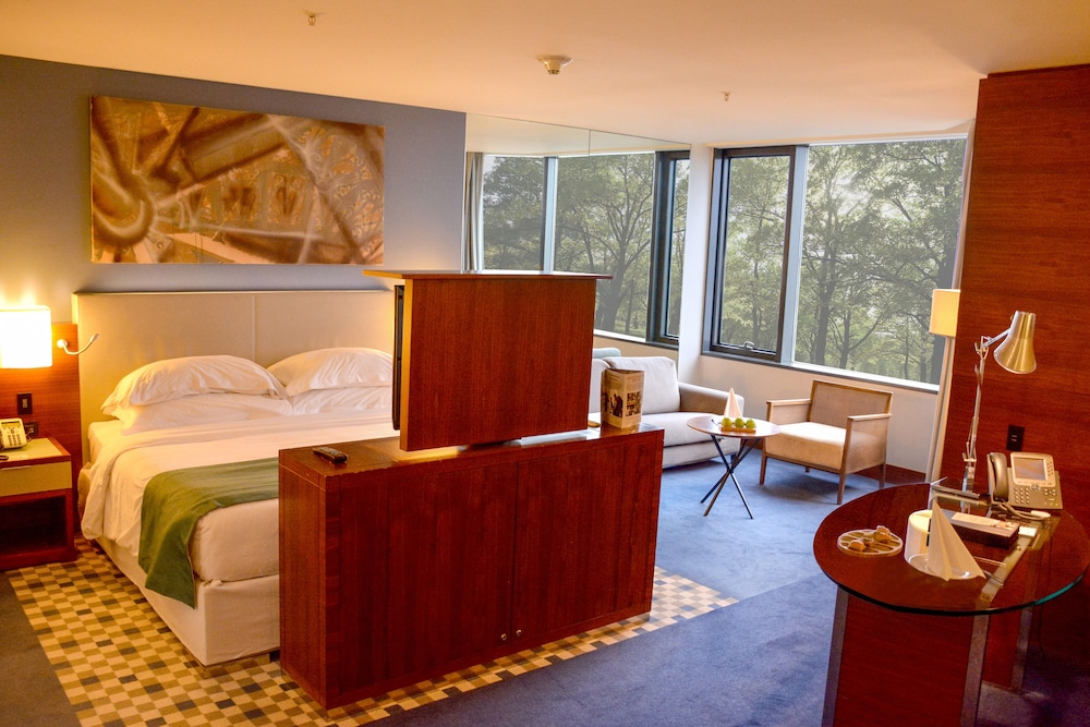 Sheraton Istanbul Atakoy Hotel 49/77