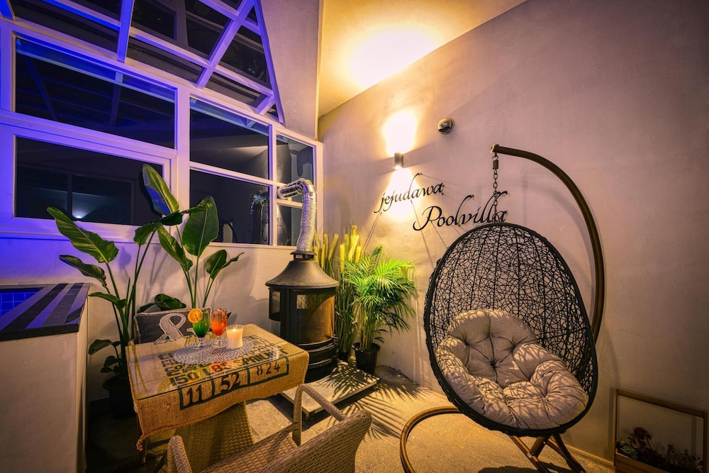 Seogwipo Dawa Pool Villa Pension 28/50