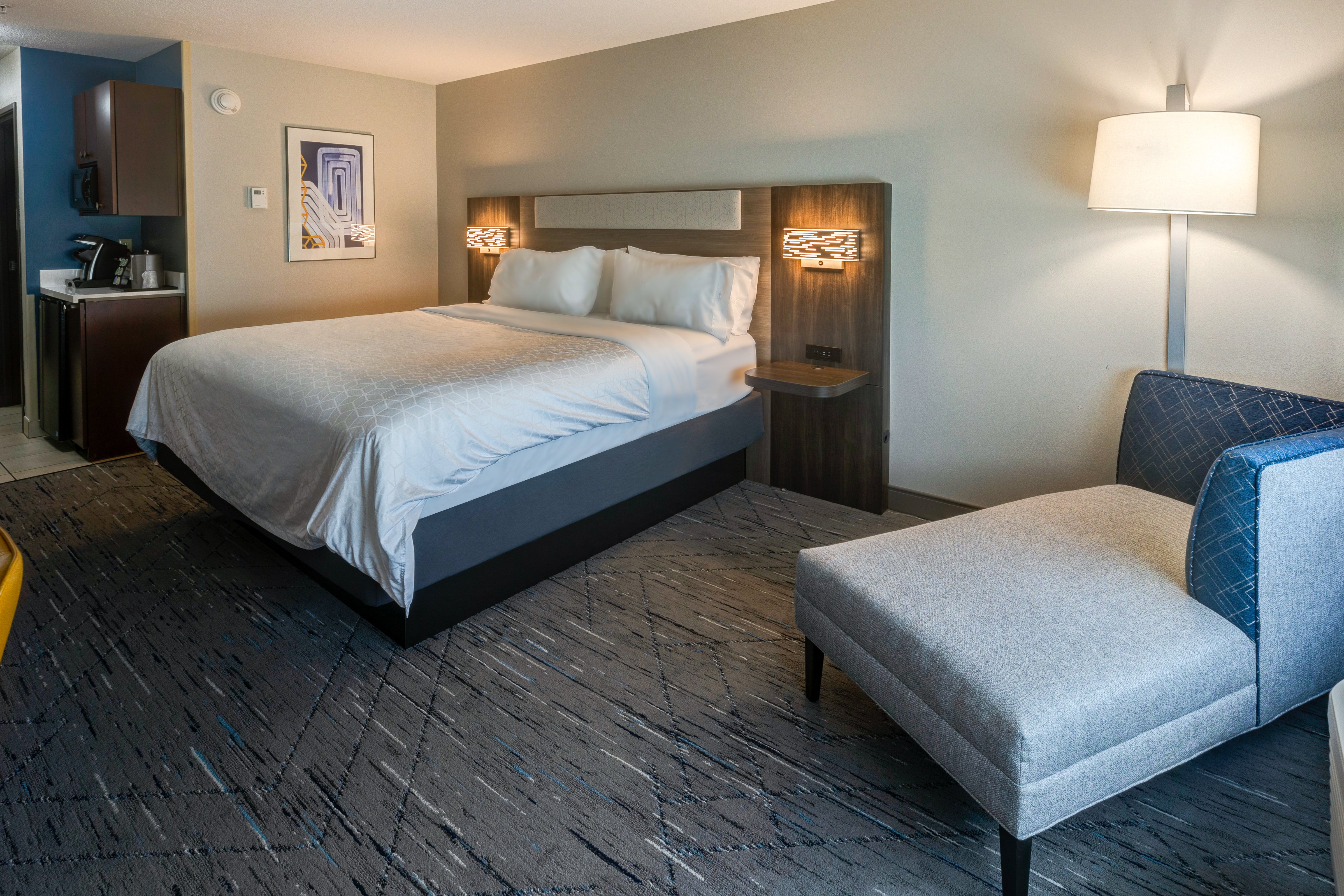 Leisure, King Bed