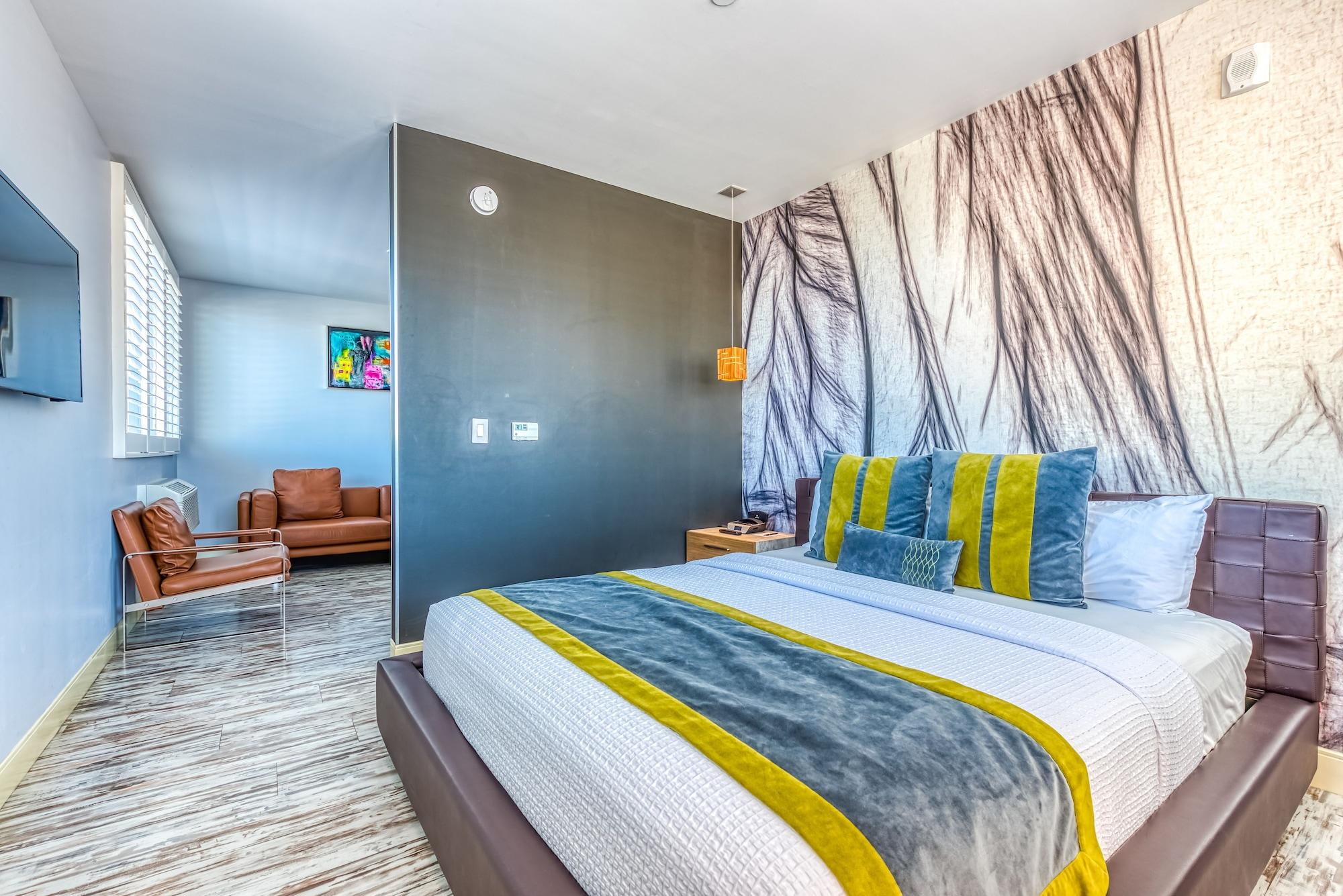 Lexen, Suite, King Bed