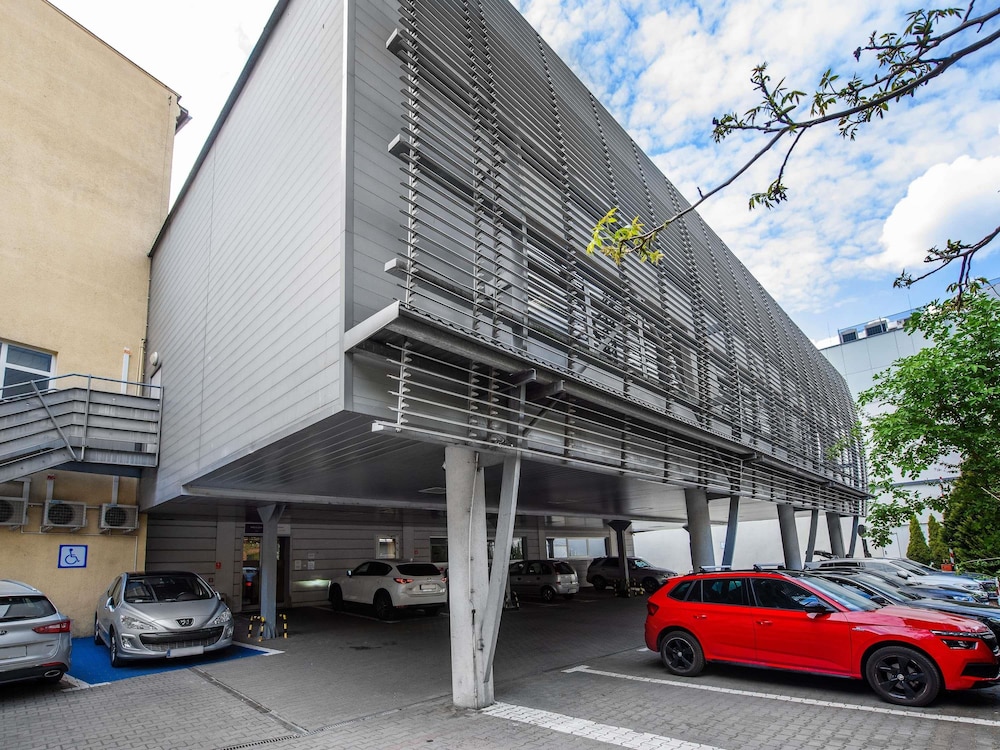 MERCURE OPOLE 48/55