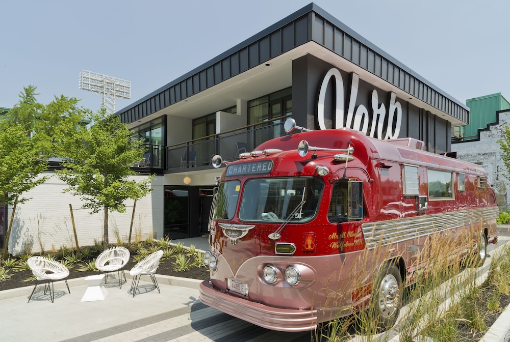 THE VERB HOTEL 7/38
