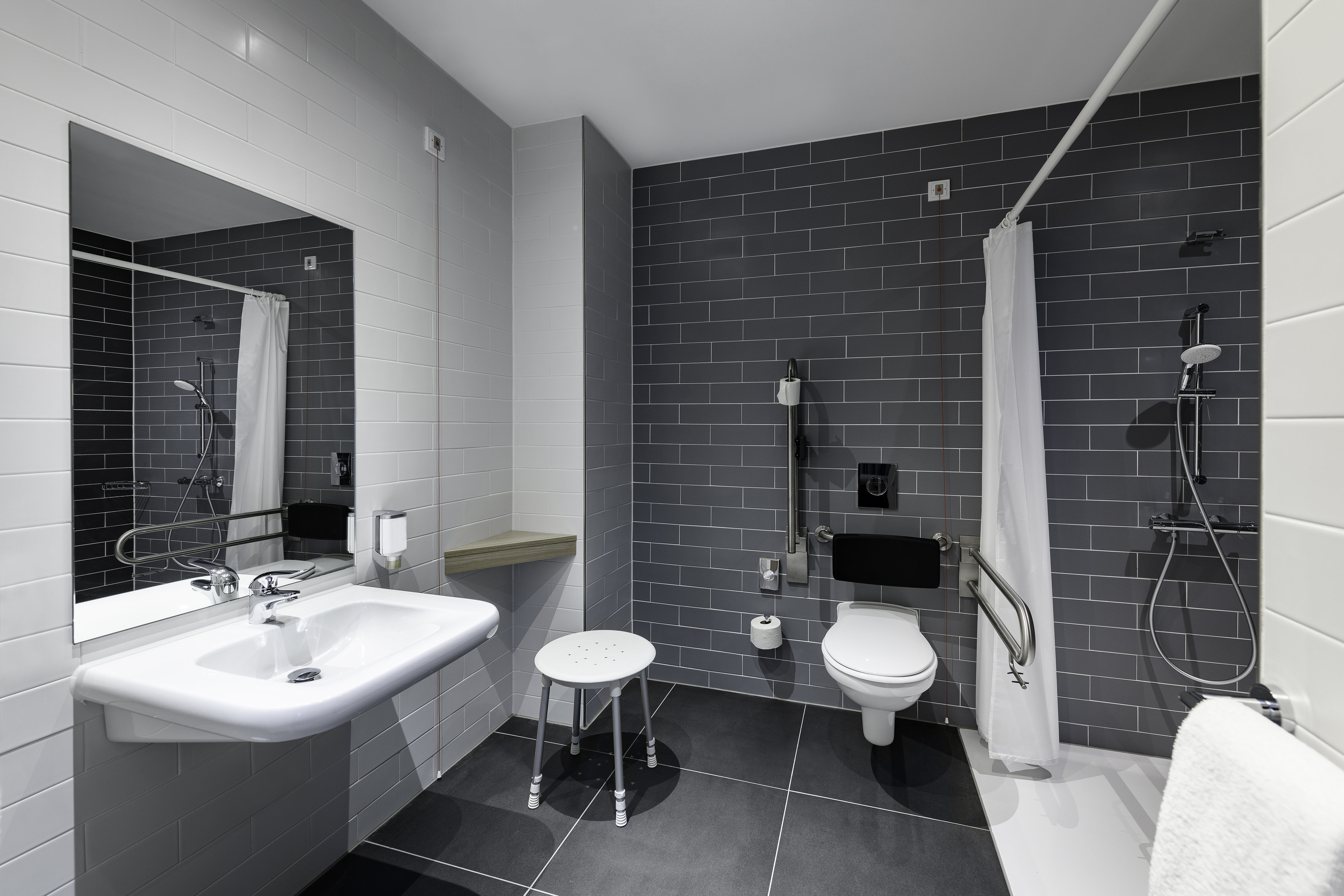Holiday Inn Express Regensburg 44/46