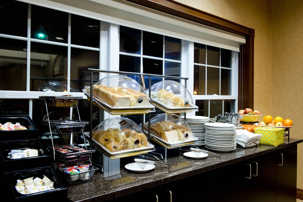 Residence Inn By Marriott Mississauga Arpt Corp Ctr West 33/50