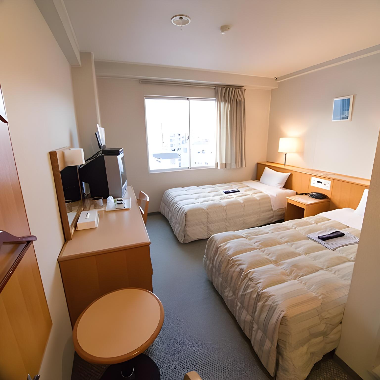 Connecting, Ok, Standard, Twin Beds, Old Building