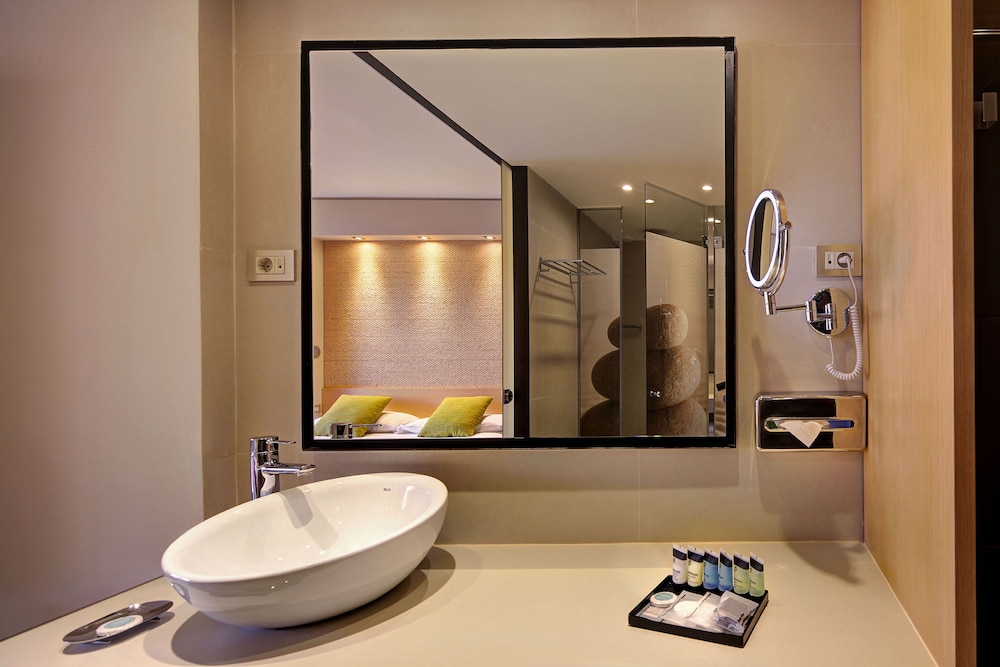 Hotel Palace Bonanza Playa and Spa 23/77