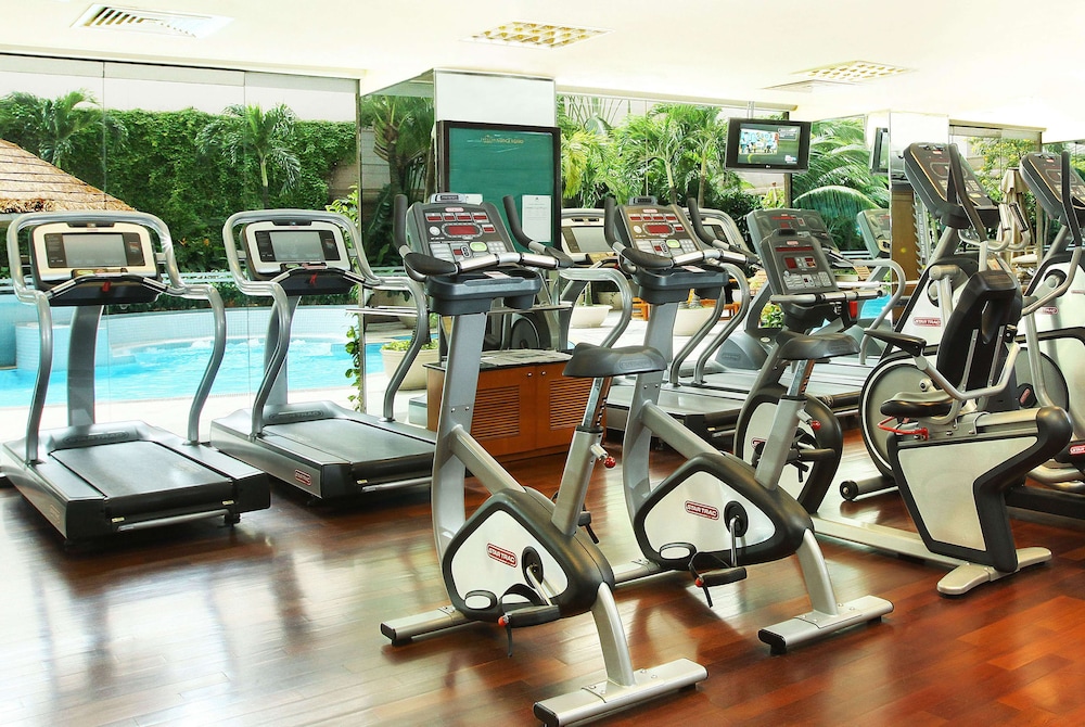 Caravelle Hotel Saigon 40/80