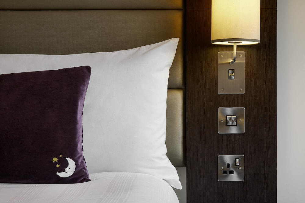 Premier Inn Chelmsford City Centre 23/58
