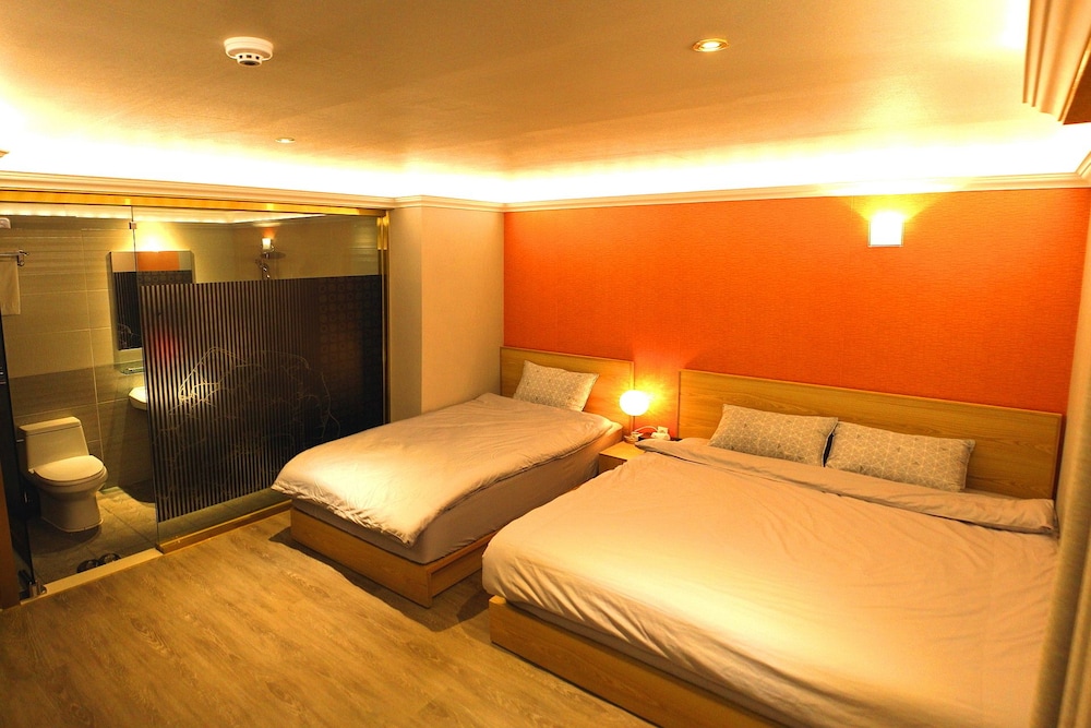 Jeju Sejong Hotel 15/37