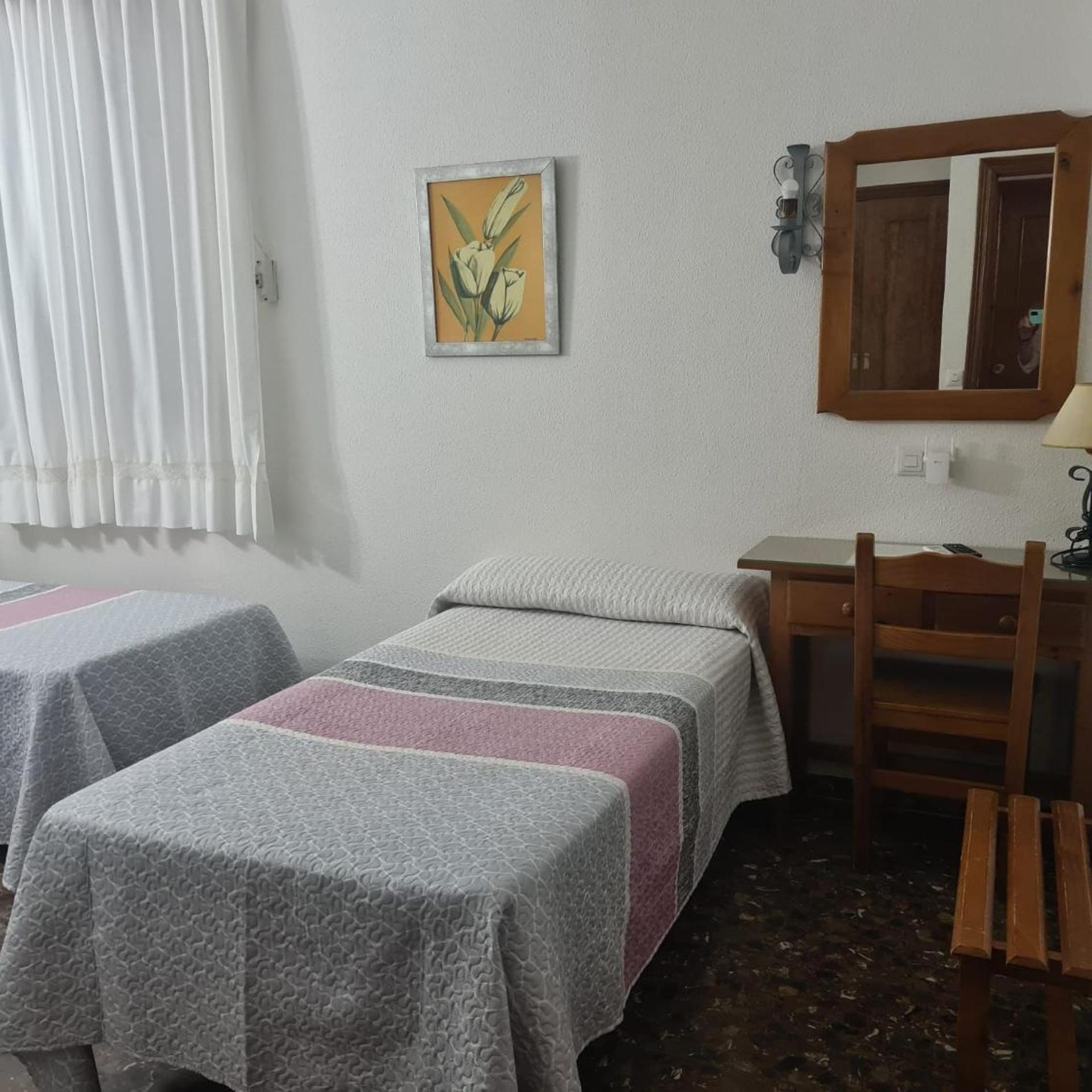 Hotel Restaurante El Lago 9/24
