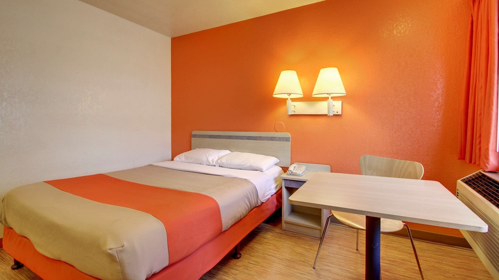 Motel6 Elizabethtown, KY 29/55