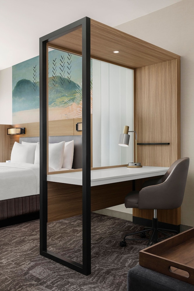 SpringHill Suites by Marriott Chula Vista Eastlake 24/24