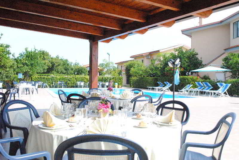 Club Esse Aquilia Beach Village 30/52