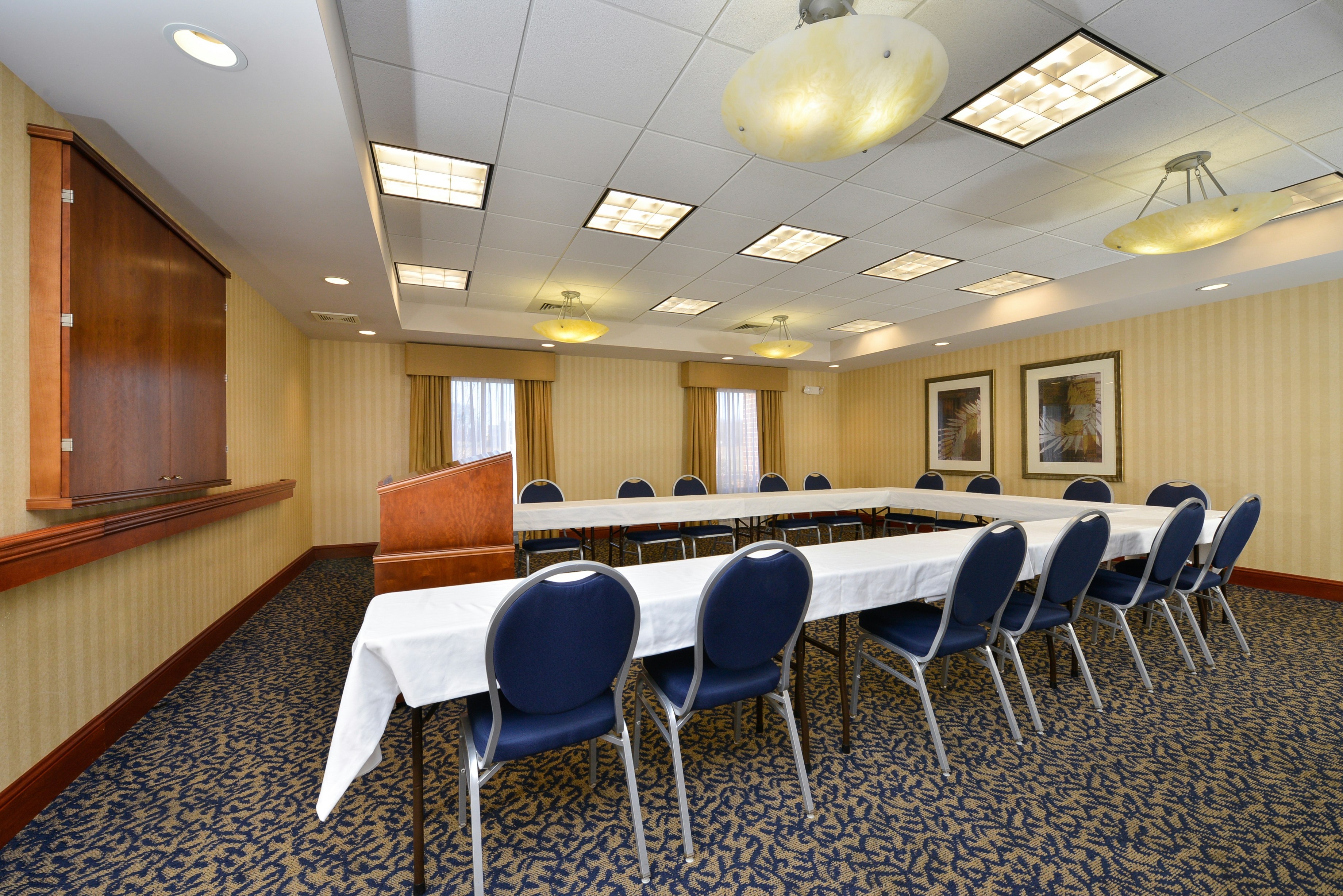 Hampton Inn Farmville 73/79
