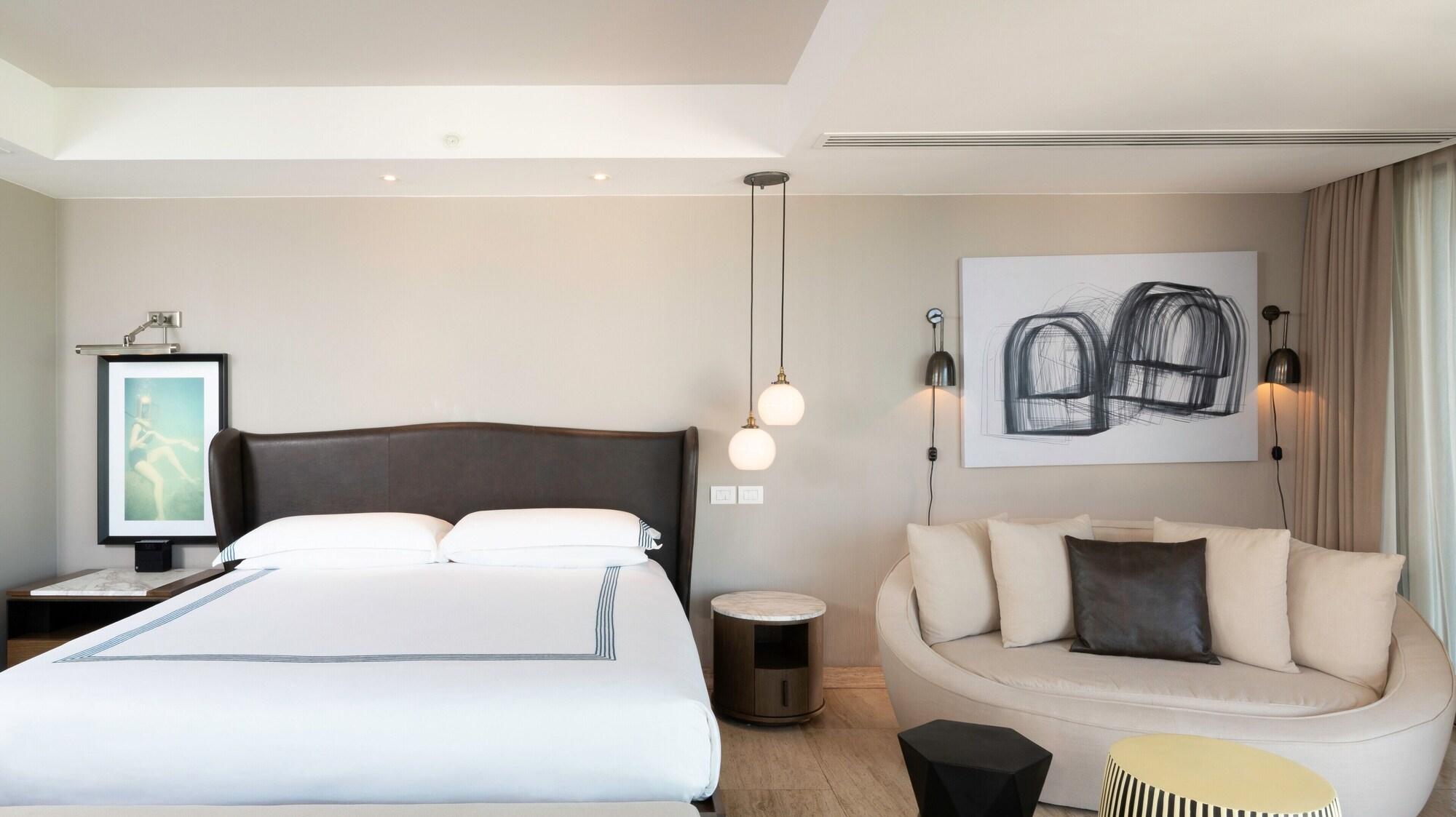 Downtown House, Urban, Suite