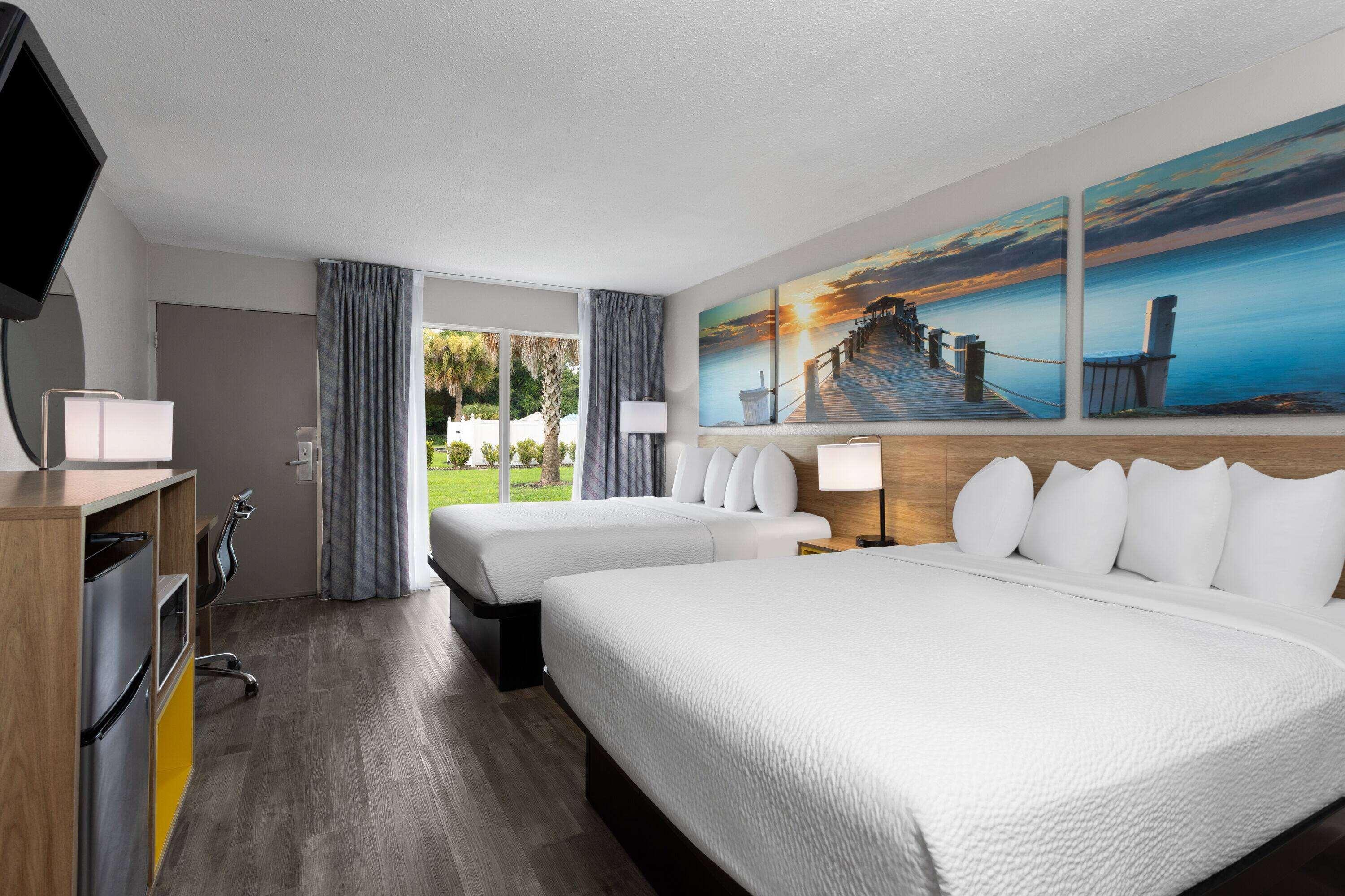 Room, 2 Queen Beds
