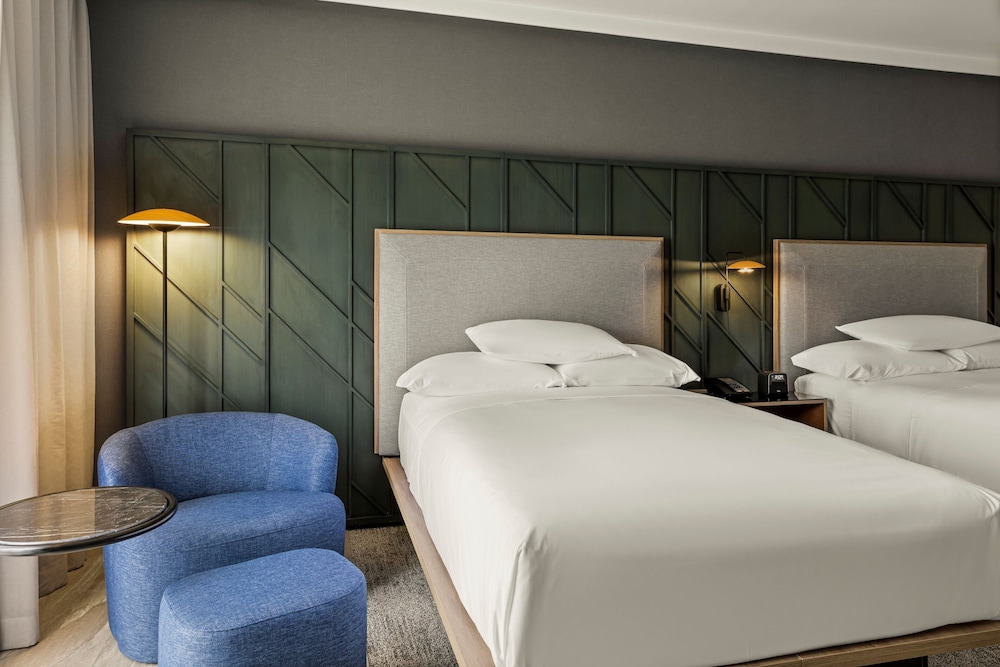 Courtyard by Marriott San Jose Escazu 8/20