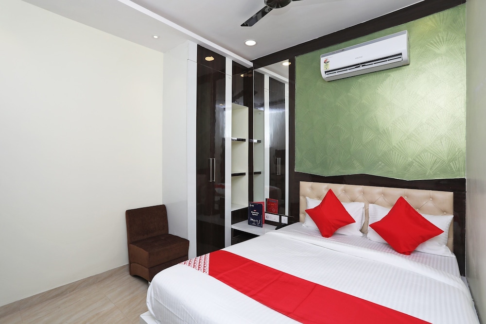 Oyo 15617 Abi's Inn 11/50