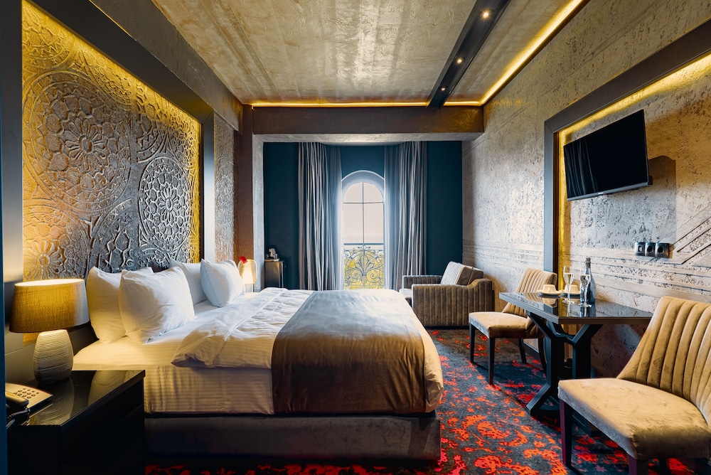 غرفة ديلوكس بسرير مزدوج أو سريرين منفصلين بإطلالة على البحر، Tapis Rouge Design Boutique Hotel 8/10
