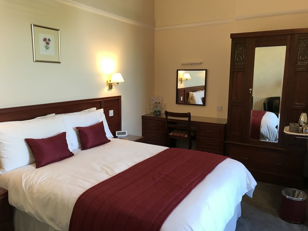Bowden Lodge Hotel 14/50