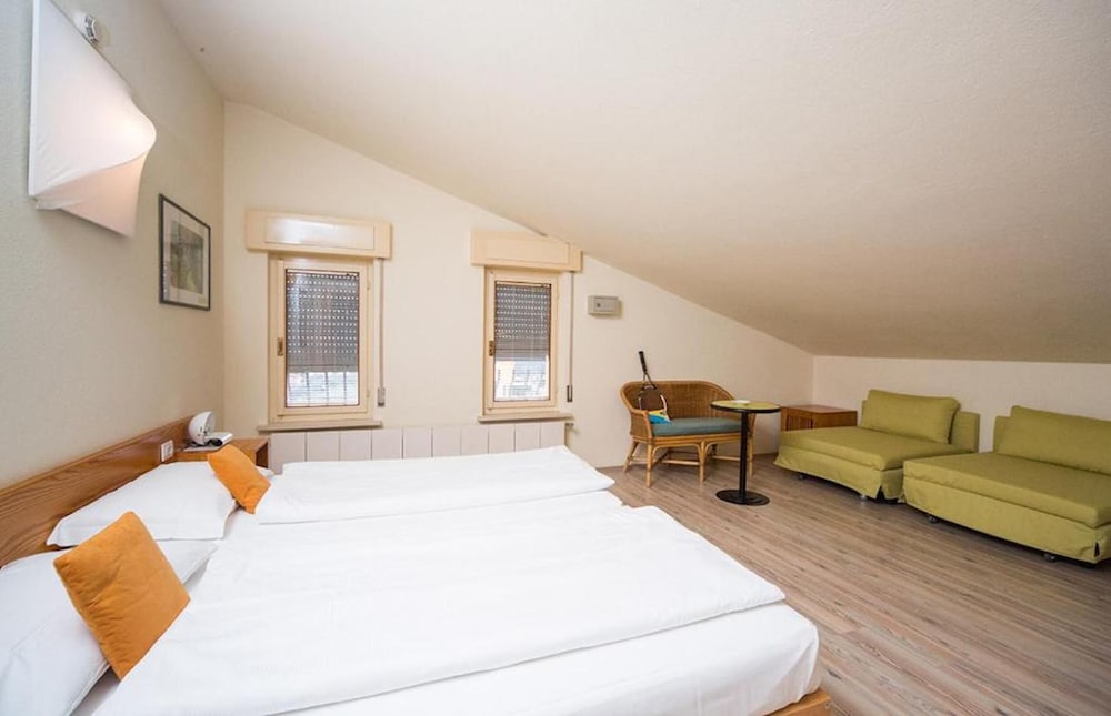 Club Hotel Olivi 16/65