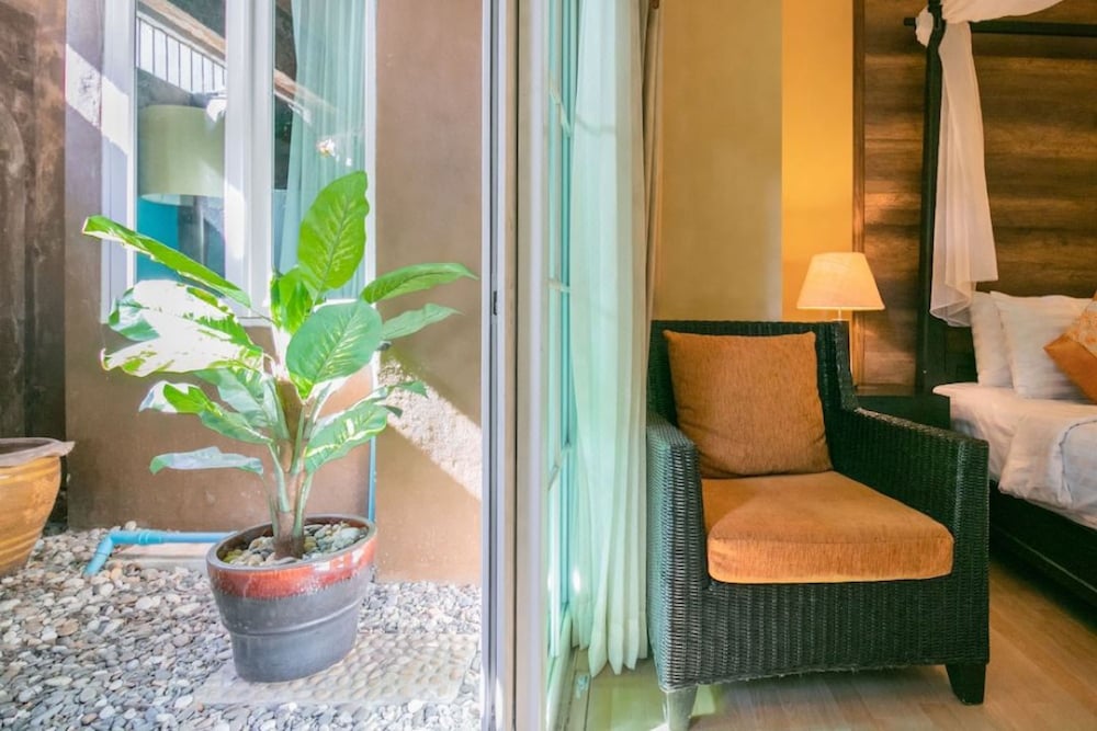 Baan Phuanda Phuket 29/79