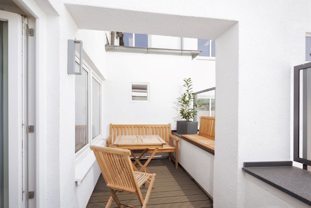 Bergmann Boardinghouse 33/45