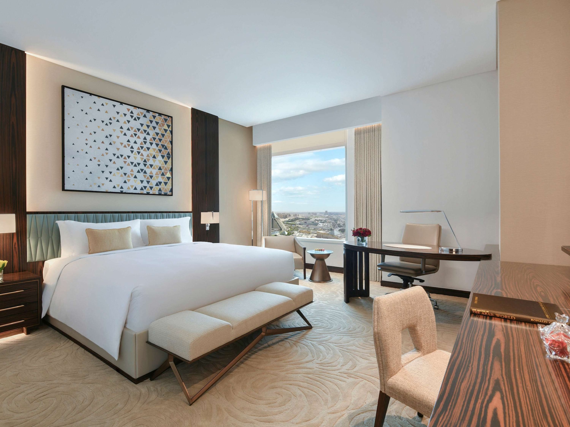 PANORAMIC, SUITE, KING BED