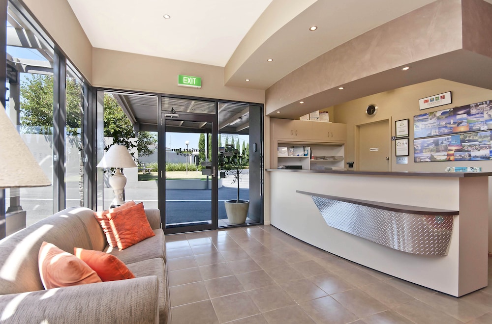 Comfort Inn On Raglan 3/39