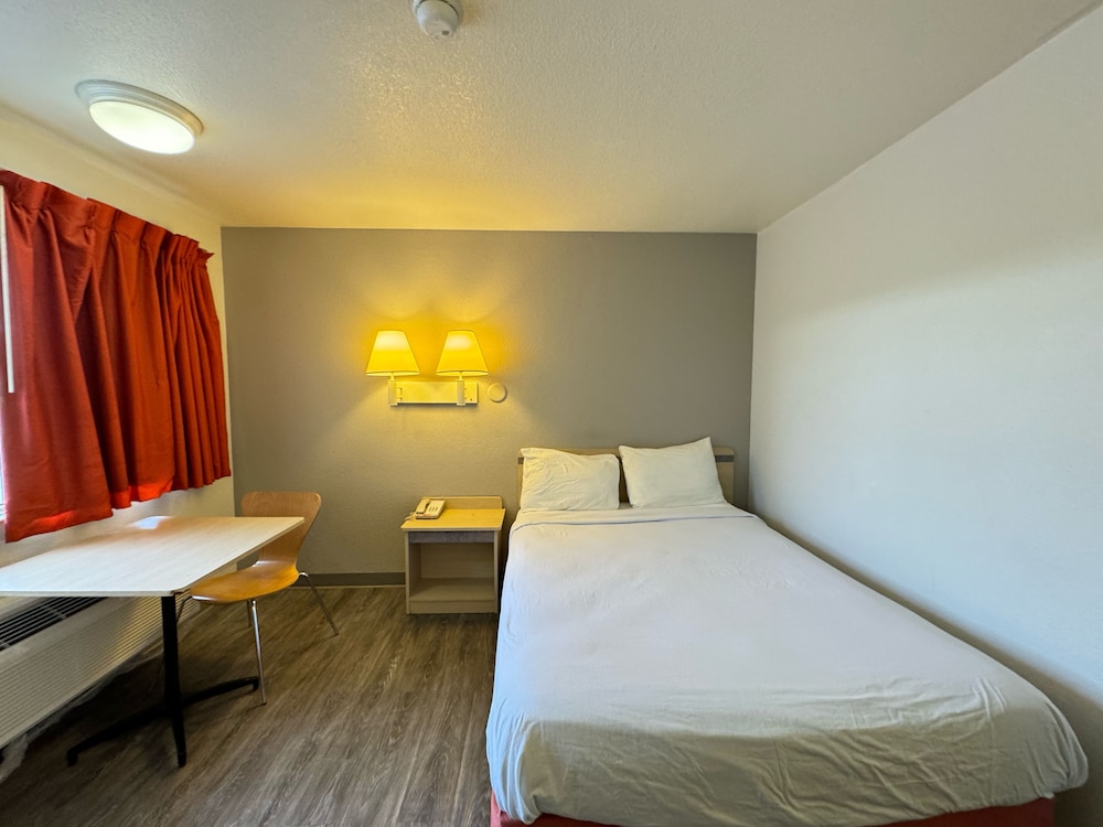 Motel6 Casper, WY 18/63