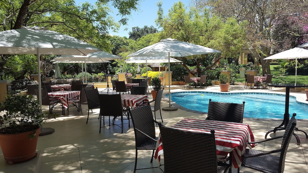 Black Eagle Boutique Hotel And Conferences 37/50