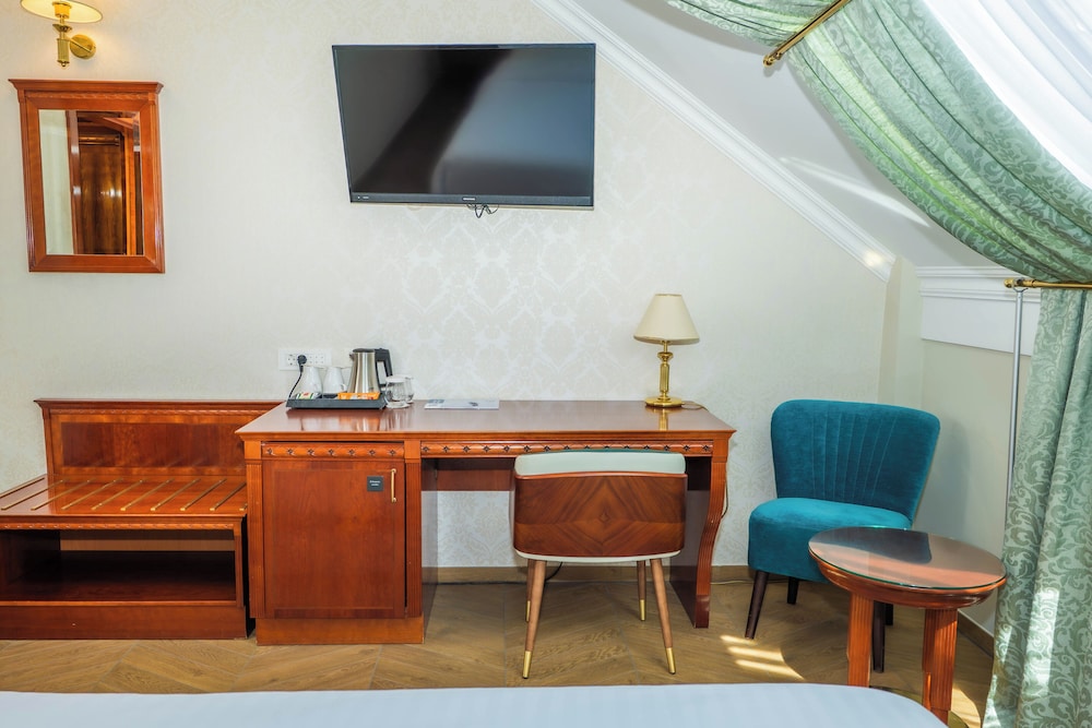 Waldinger Hotel 45/50