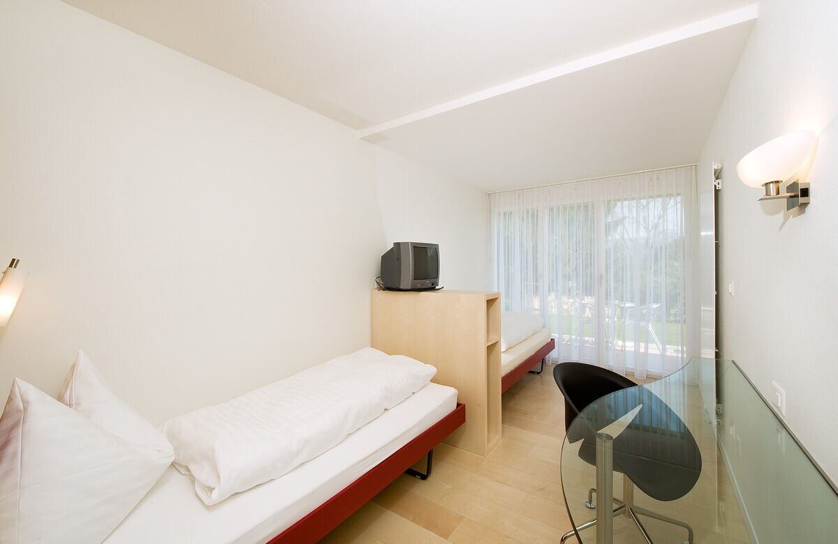 Room, Twin Beds
